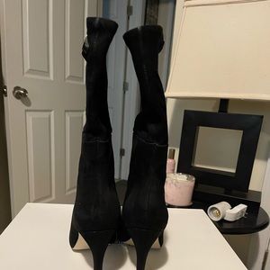 Calvin Klein 7.5 black suede 2 1/2 inch heel